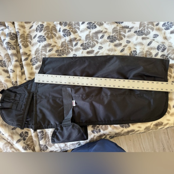 Showman dog coat - 29.5” (large/x-large) - Picture 2 of 9